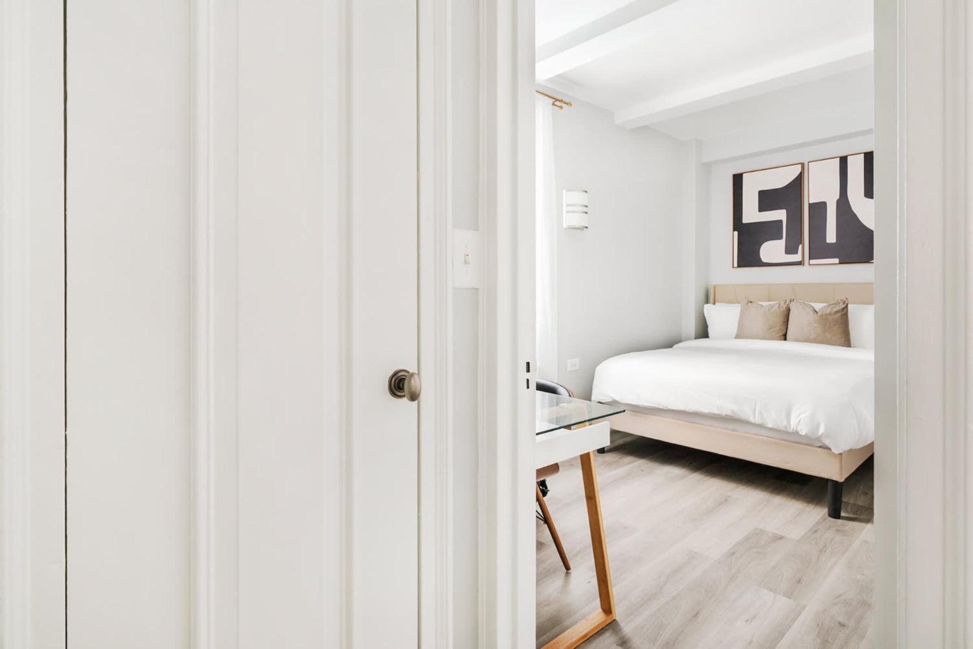 73-806 New 1br 1bth Uws Doorman Gym
