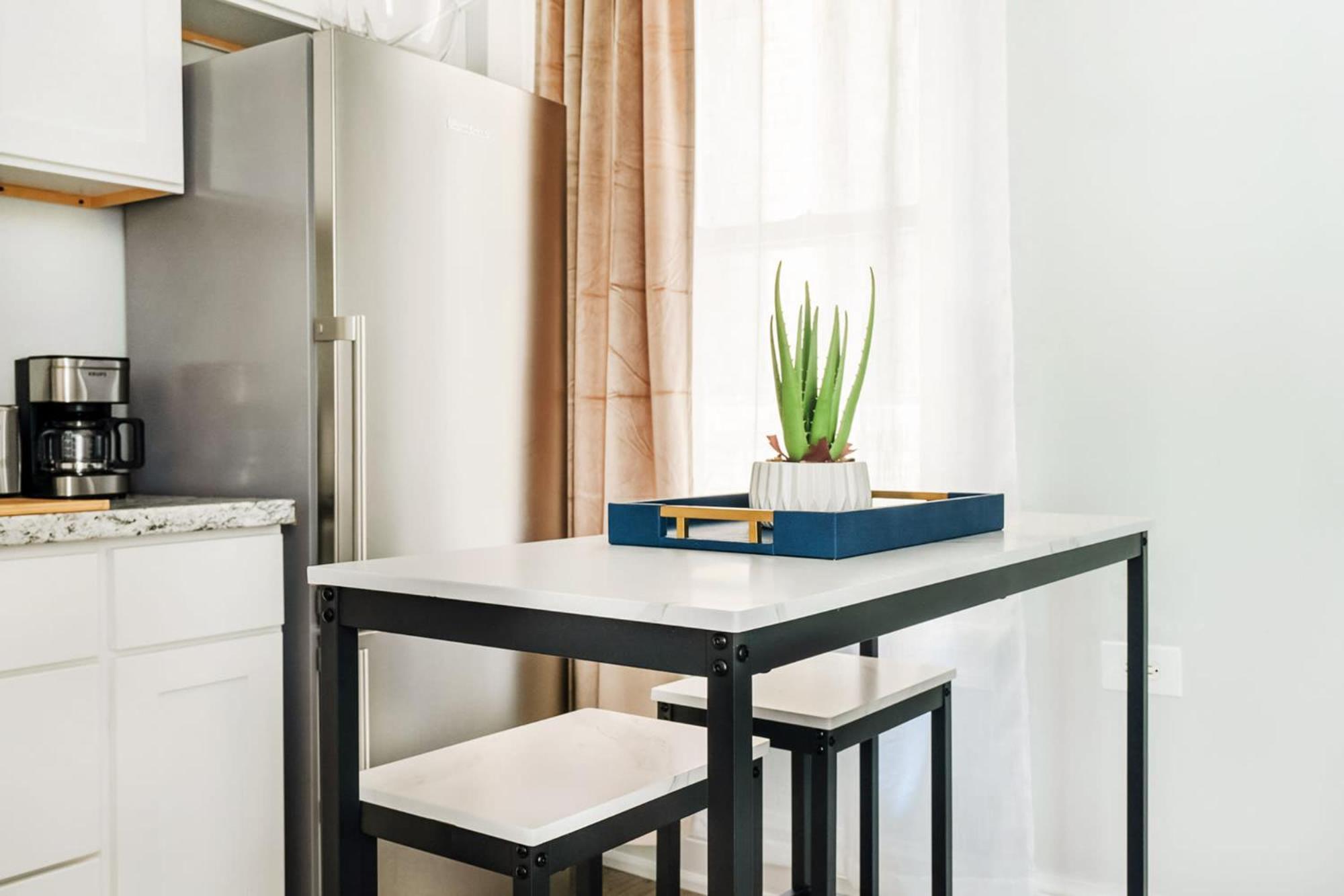 Apartment 73-806 New 1br 1bth Uws Doorman Gym