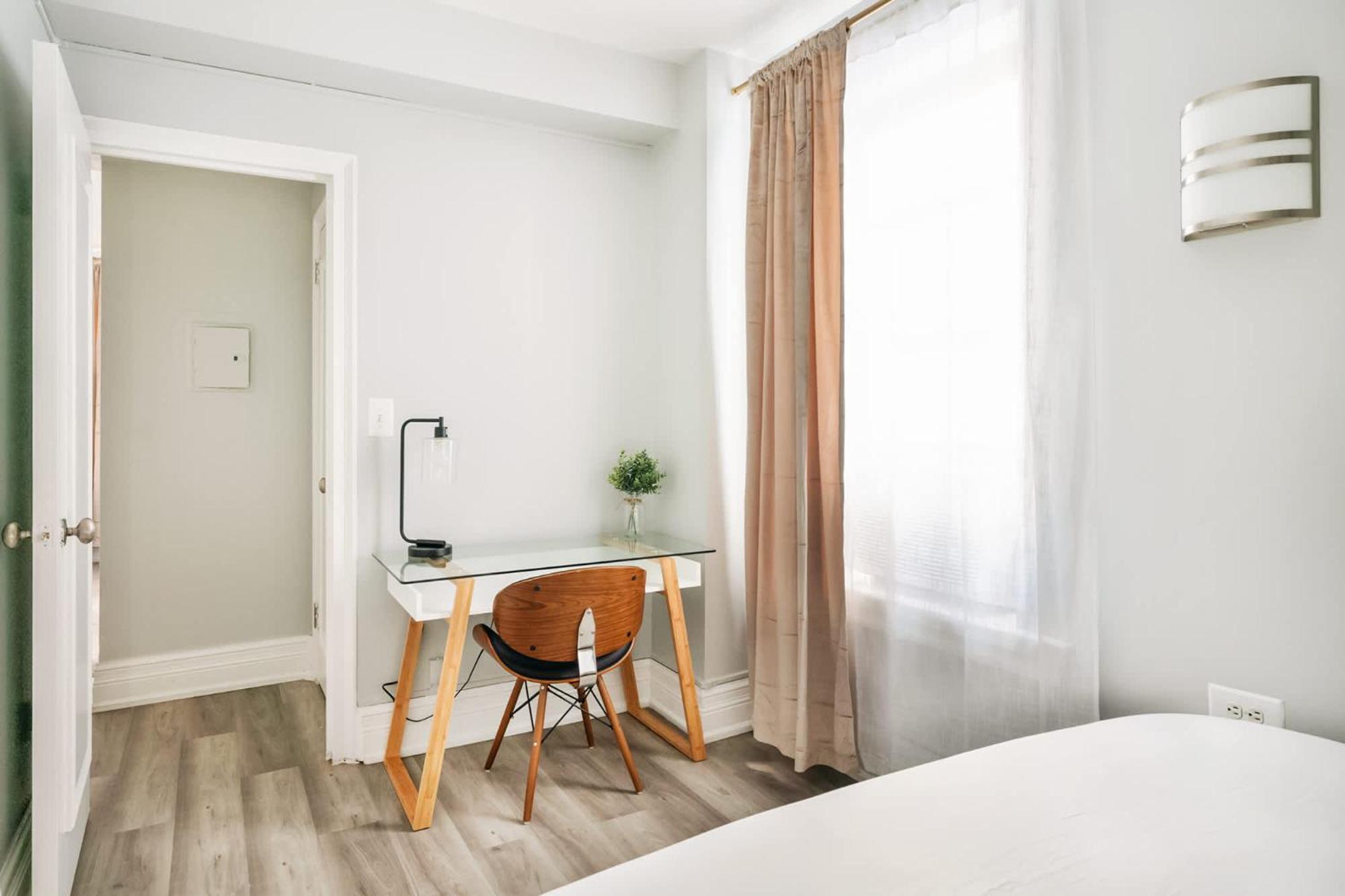 73-806 New 1br 1bth Uws Doorman Gym *