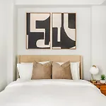 73-806 New 1Br 1Bth Uws Doorman Gym